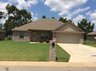 2714 Ridgewood Rd, Searcy, AR 72143
