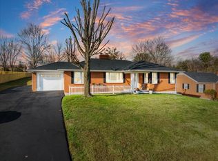2009 Lee Hwy N, Pulaski, VA 24301