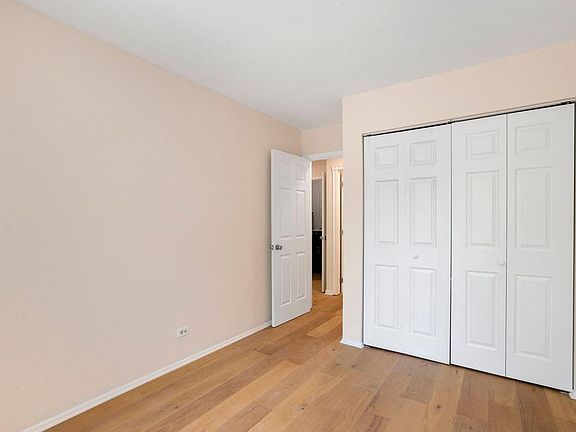 2nd image of 455 Kennedy Pl Unit 455