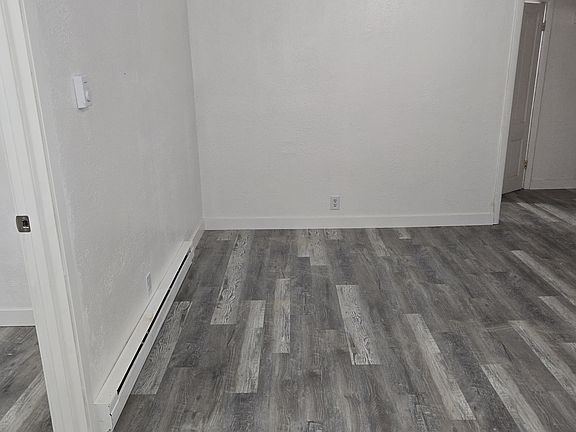 4th image of 618 Railroad Ave #4