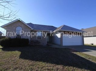 2964 W Lasalle St, Springfield, MO 65807