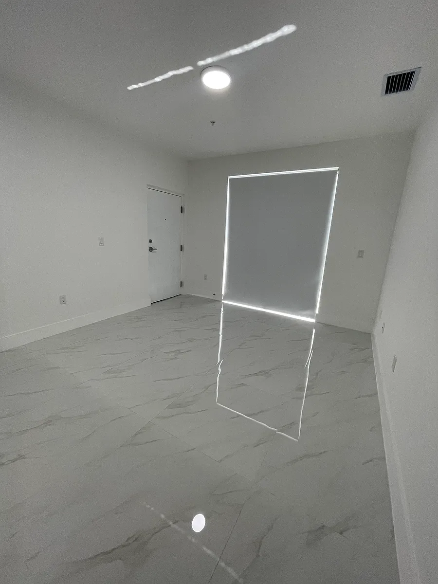 Building Photo - 1275 W 26th Pl #E26