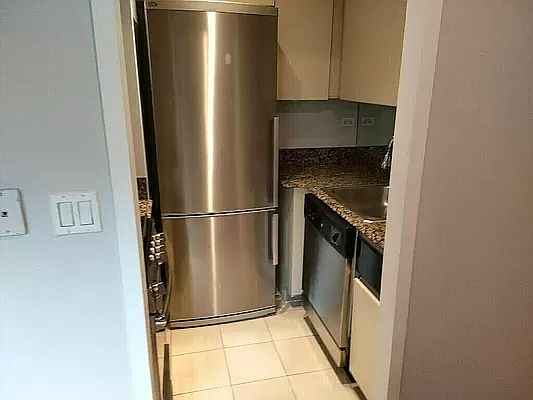 5th image of 343 E 74th St APT 4D