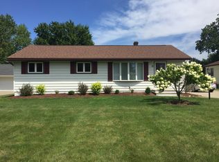 18267 Ash Dr, Strongsville, OH
