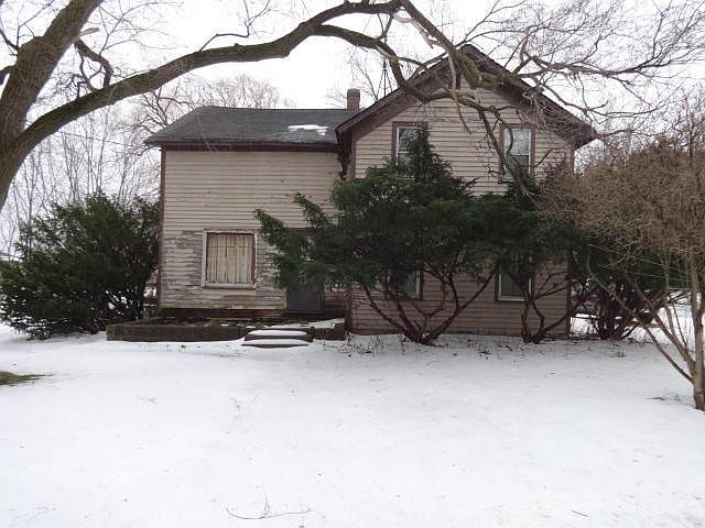 FRONT VIEW OF HOME 1