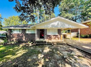 54 Broadmoor Dr, Little Rock, AR 72204