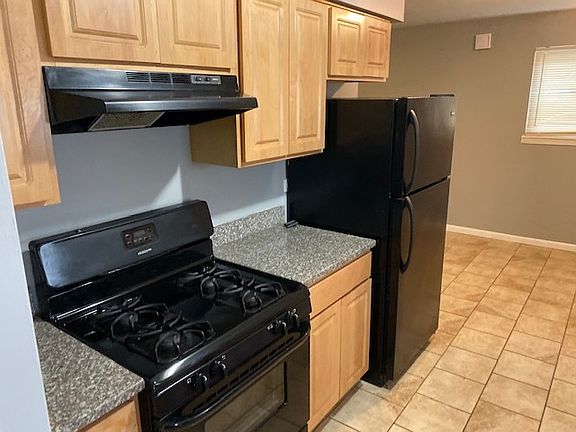 4th image of 1333 Buffalo Ave