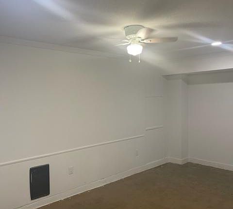 4th image of 3445 North Ave