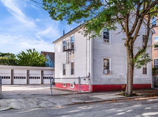 215 Power St, Providence, RI 02906