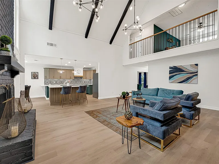 18014 Vintage Wood Ln — Photo 12