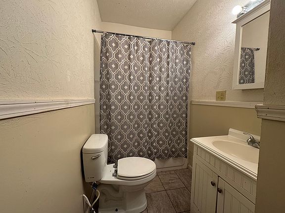 3rd image of 29-31 S Ardmore Ave #29