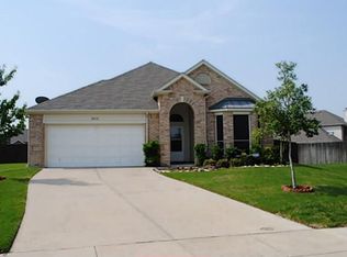2014 Hunters Glen Ct, Midlothian, TX 76065