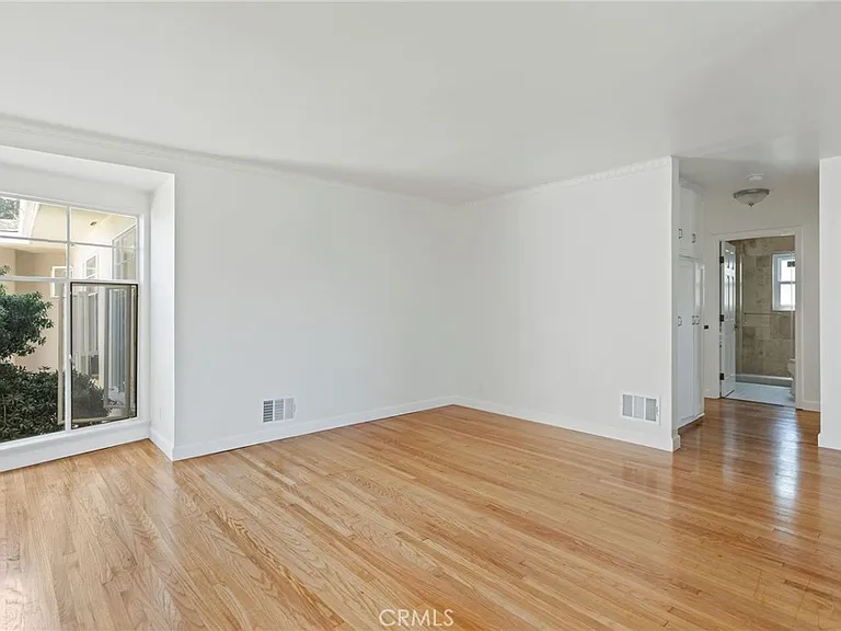 459 Landfair Ave #7 — Photo 10