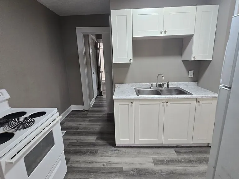 4312 E Michigan St — Photo 5