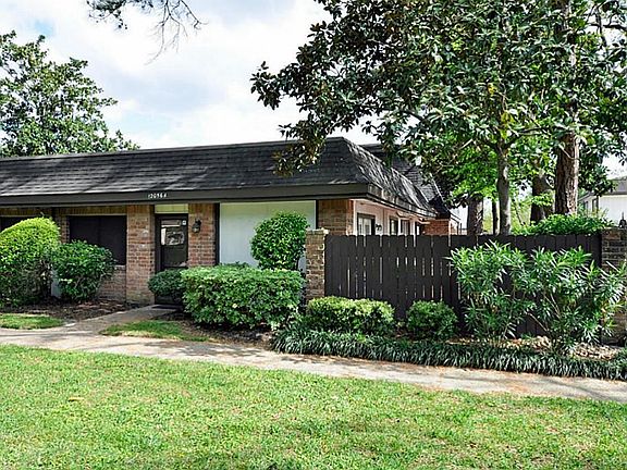 3rd image of 12056 Mighty Oak Dr #A