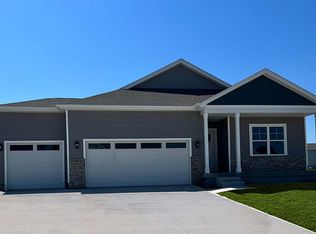 3950 Scout Trl, Waukee, IA 50263
