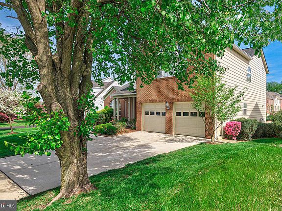4th image of 6011 Woodlake Ln