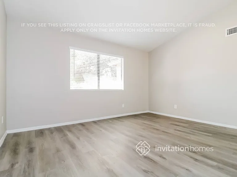 8010 W Sierra Vista Dr — Photo 12