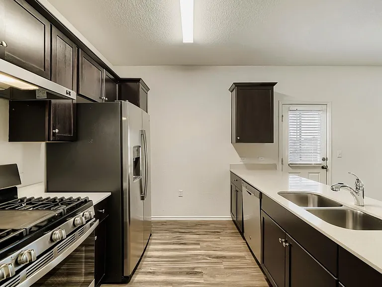 7001 Tonka Ln — Photo 11