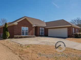 1325 Meadow Glen Rd, Montgomery, AL 36117