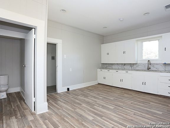 4th image of 804 Cantrell Ave