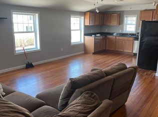 840 Main St APT 1, Warren, RI 02885