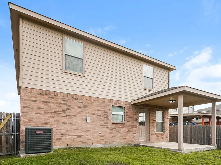 5828 Ridge Lake Dr — Photo 17