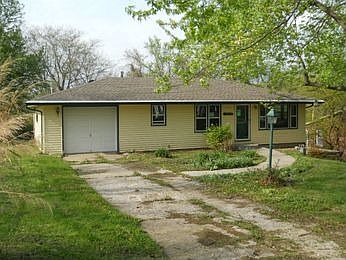 1st image of 7358 Parkview Ave