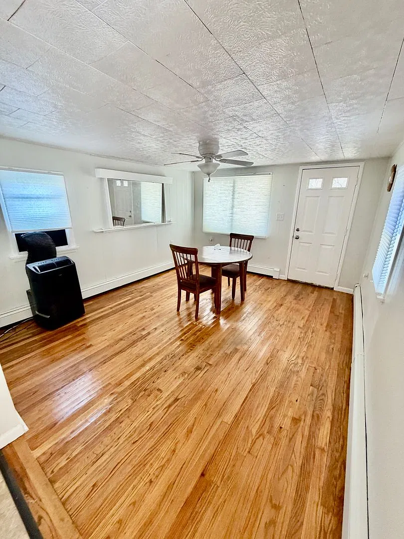 Single Family Home in Westover! 63 Monongahela — Photo 3