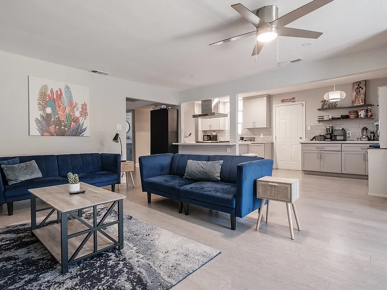 604 Potomac Ave #4 — Photo 16