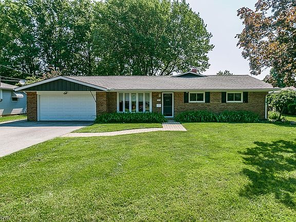 2nd image of 6229 Carolyn Dr