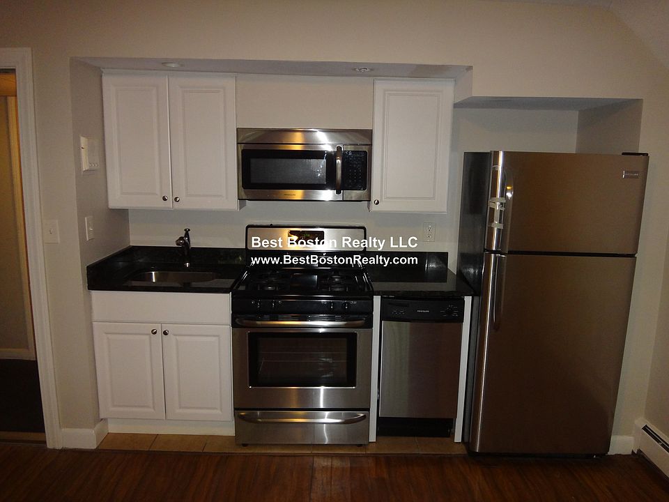 1st image of 120 Charles St APT 2