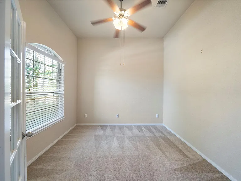 13206 Clover Creek Point Ln — Photo 25