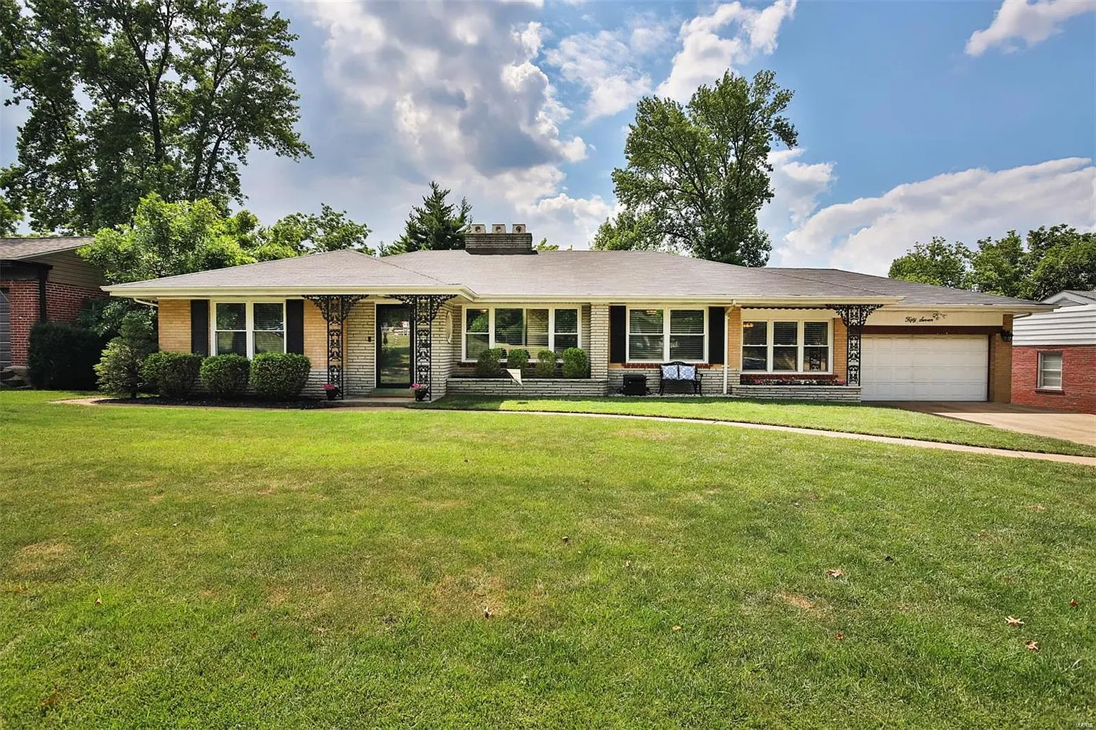 57 Flamingo Dr photo 1
