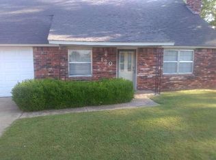 120 Glenwood Dr, Chickasha, OK 73018