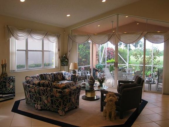 4th image of 10734 Fairmont Village Dr