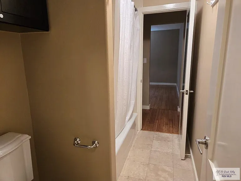 524 Wildrose Ln #1 — Photo 10