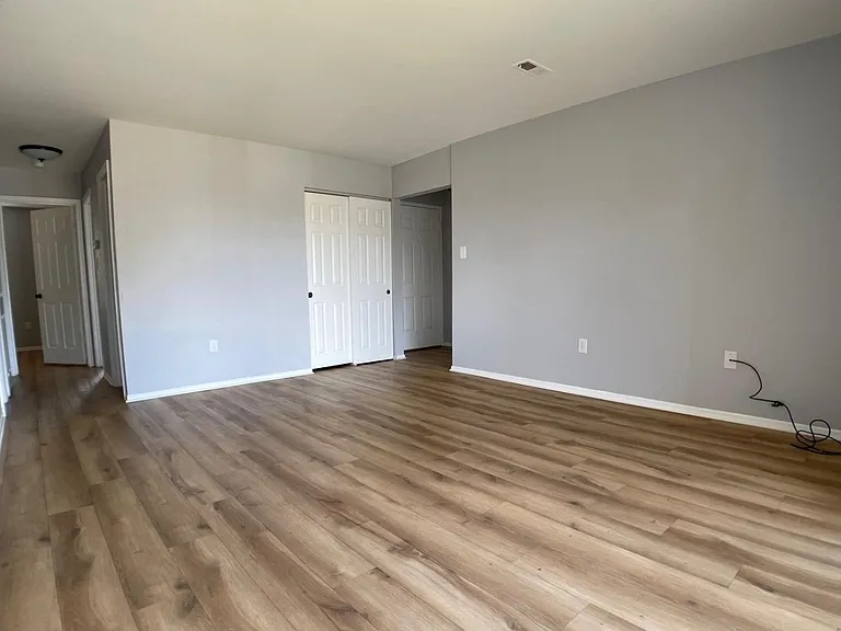1401 Key Pkwy #1-204 — Photo 3