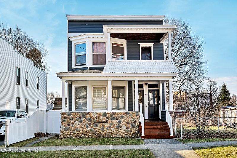 2nd image of 1579 4th Street