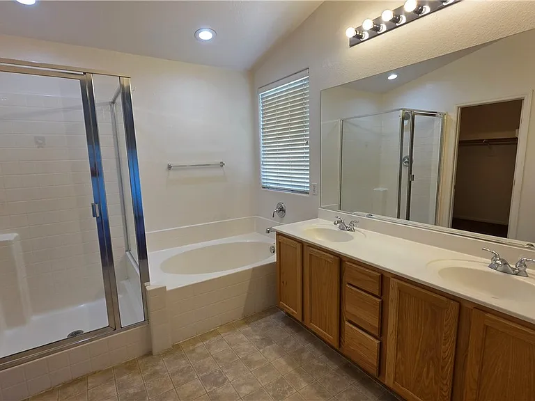 10668 Congaree St — Photo 12