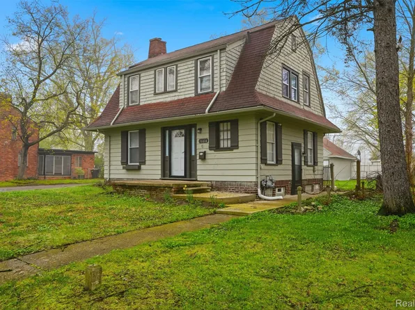 16614 Sunderland Rd, Detroit, MI 48219
