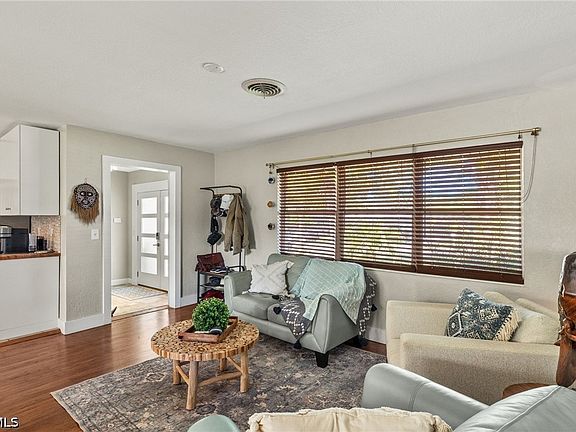 5th image of 1262 Carlene Ave