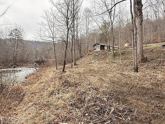 3rd image of 7063 Highway 25w N