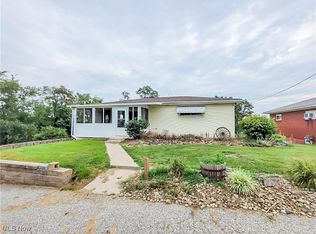 586 Troy Dr, Steubenville, OH 43953