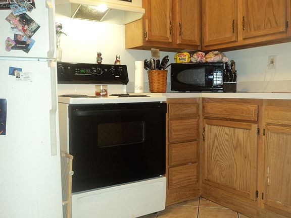 2nd image of 336 E Lancaster Ave APT 4