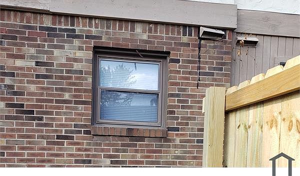 1st image of 110 Stornoway Dr W