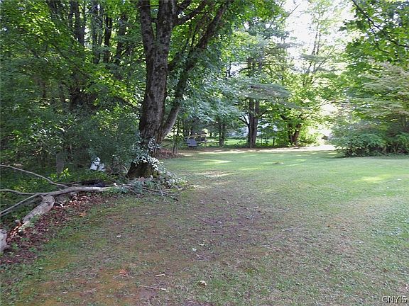 5th image of 6010 Lacombe Rd S