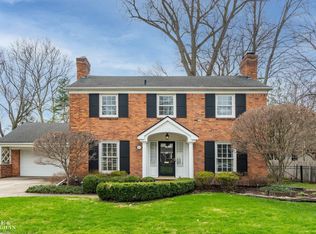 171 Moran Rd, Grosse Pointe Farms, MI 48236