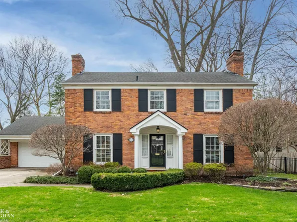171 Moran Rd, Grosse Pointe Farms, MI 48236