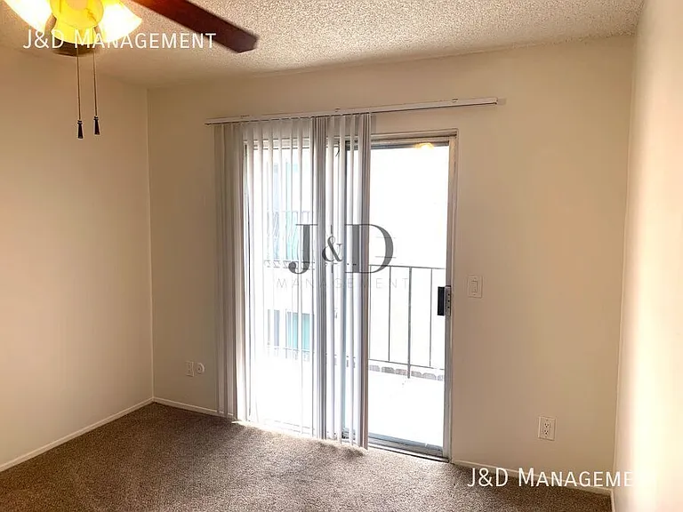 909 S Sunshine Ave S — Photo 19